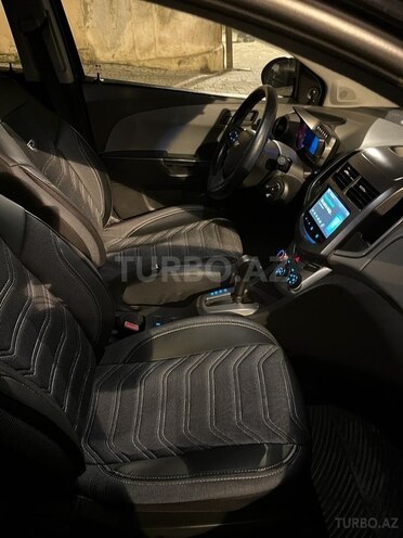 Chevrolet Aveo-4
