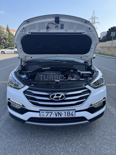 Hyundai Santa Fe-3