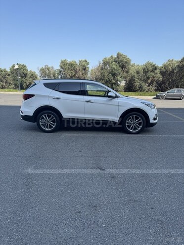 Hyundai Santa Fe-2