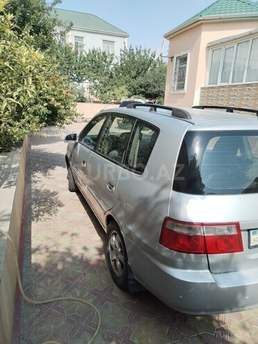 Kia Carens 2004, 351,000 km - 2.0 l - Bakı