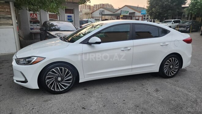 Hyundai Elantra 2017, 62,000 km - 2.0 l - Bakı