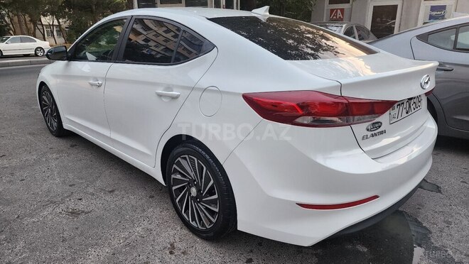 Hyundai Elantra 2017, 62,000 km - 2.0 l - Bakı