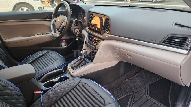 Hyundai Elantra 2017, 62,000 km - 2.0 l - Bakı