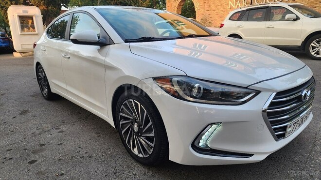 Hyundai Elantra 2017, 62,000 km - 2.0 l - Bakı