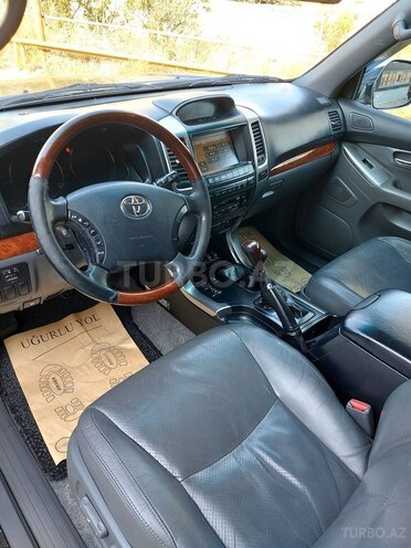 Toyota Land Cruiser Prado-8