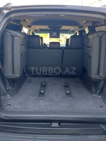 Toyota Land Cruiser Prado-15