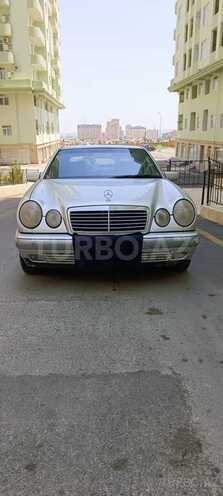 Mercedes E 240 1997, 482,320 km - 2.4 l - Bakı