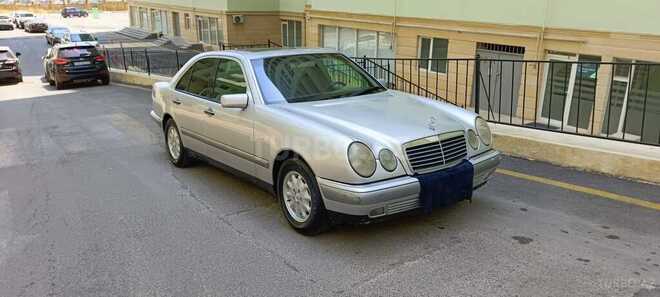 Mercedes E 240 1997, 482,320 km - 2.4 l - Bakı