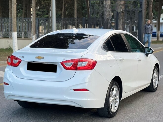 Chevrolet Cruze-5
