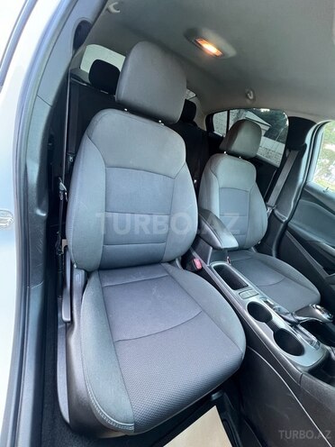 Chevrolet Cruze-18