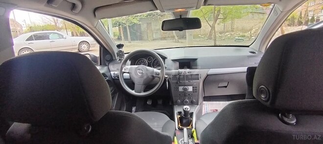 Opel Astra 2005, 194,000 km - 1.4 l - Gəncə