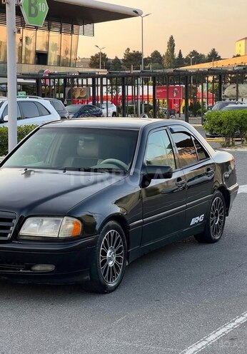 Mercedes C 240-4