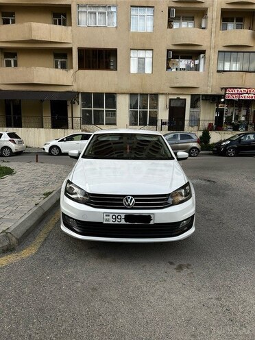 Volkswagen Polo 2017, 184,000 km - 1.6 l - Bakı