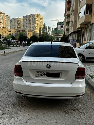 Volkswagen Polo 2017, 184,000 km - 1.6 l - Bakı