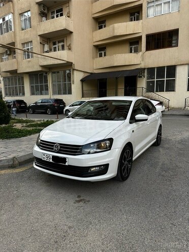 Volkswagen Polo 2017, 184,000 km - 1.6 l - Bakı