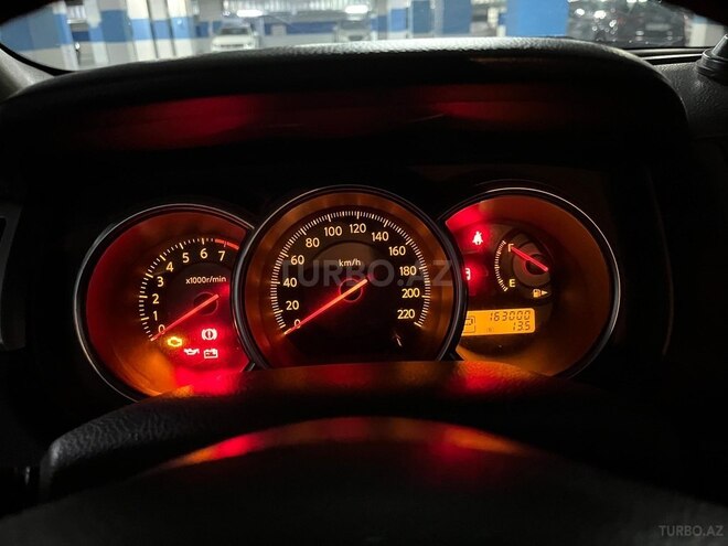 Nissan Tiida 2008, 163,500 km - 1.6 л - Bakı