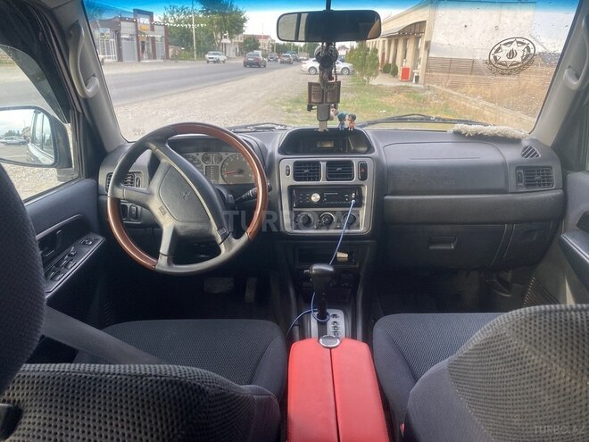Mitsubishi Pajero io 2000, 238,220 km - 1.8 l - Xaçmaz