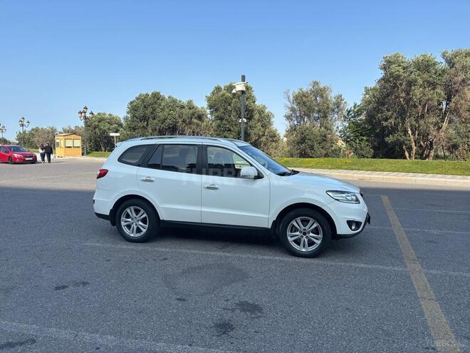 Hyundai Santa Fe-9