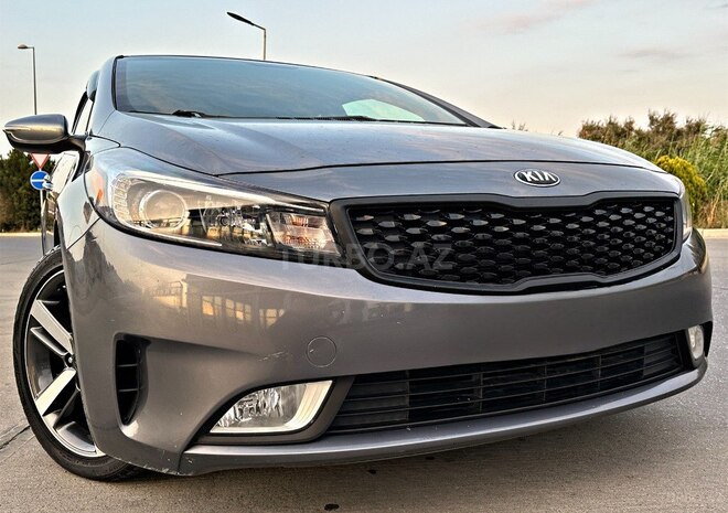Kia Cerato 2018, 80,600 km - 2.0 l - Bakı