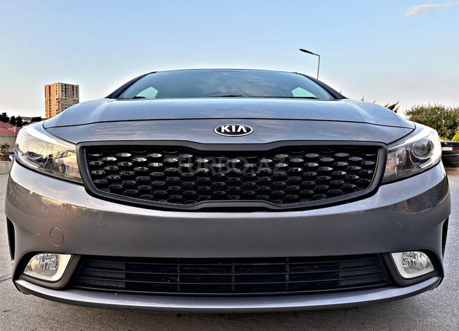Kia Cerato 2018, 80,600 km - 2.0 l - Bakı