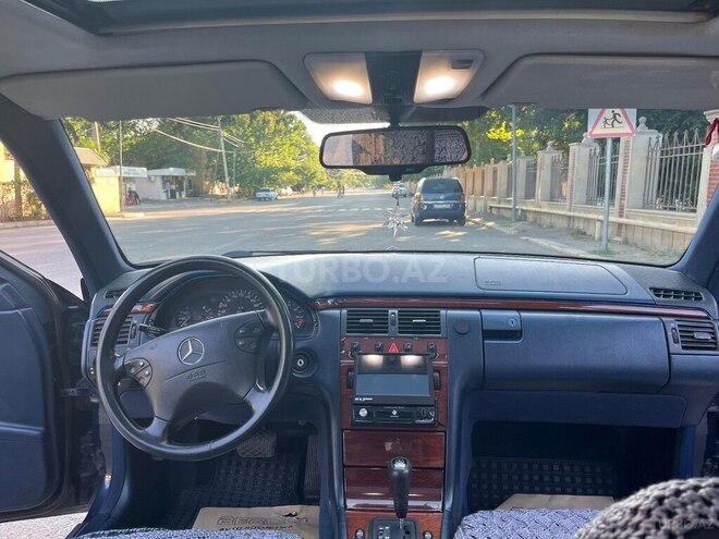 Mercedes E 200 1996, 333,333 km - 2.0 л - Mingəçevir