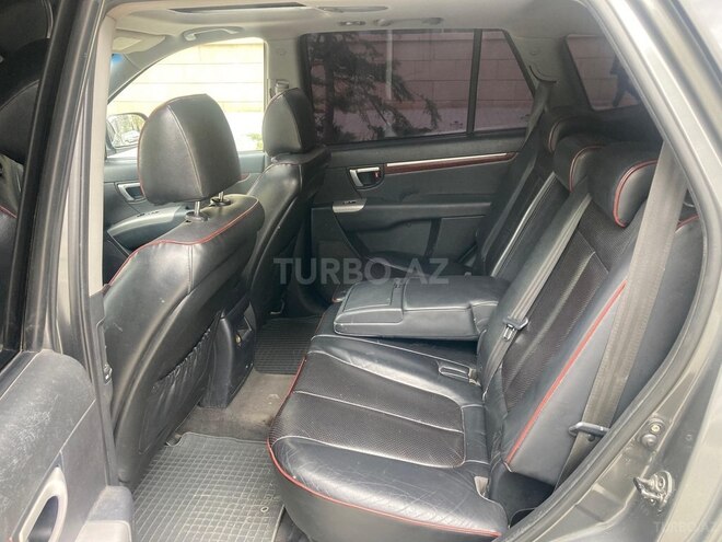 Hyundai Santa Fe-3