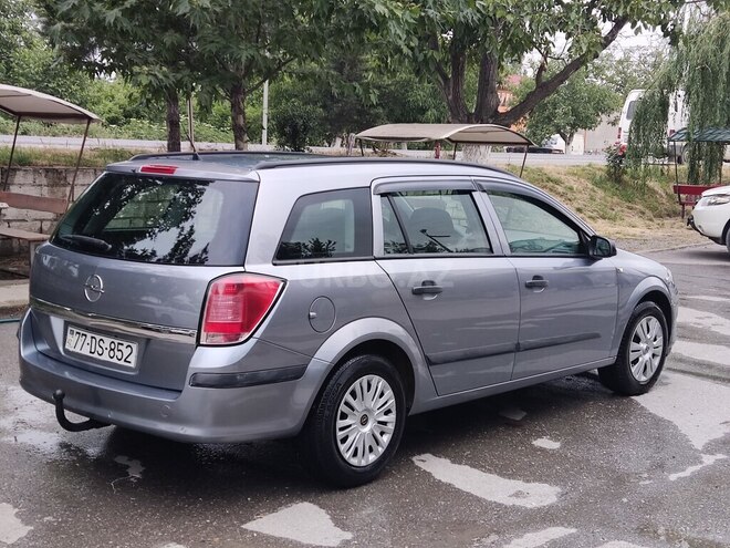 Opel Astra 2004, 240,000 km - 1.4 l - Quba