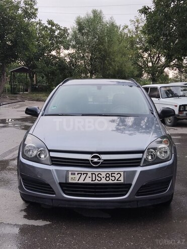Opel Astra 2004, 240,000 km - 1.4 l - Quba