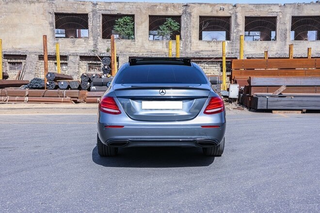 Mercedes E 220 d 2016, 225,000 km - 2.0 l - Bakı