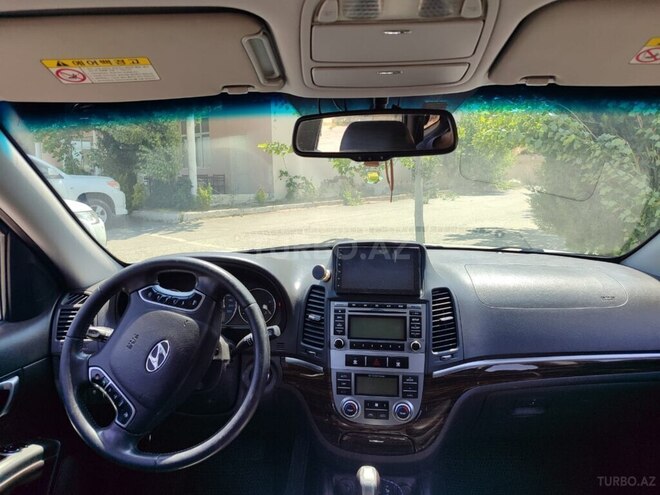 Hyundai Santa Fe-4