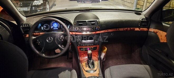 Mercedes E 220 d 2006, 333,000 km - 2.2 l - Bakı