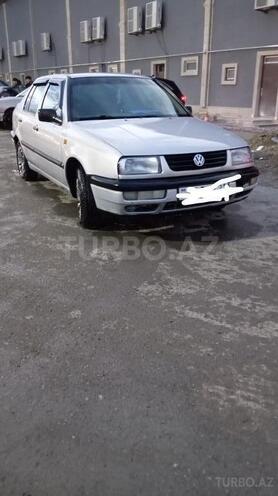 Volkswagen Golf 1994, 159,900 km - 1.8 л - Bakı