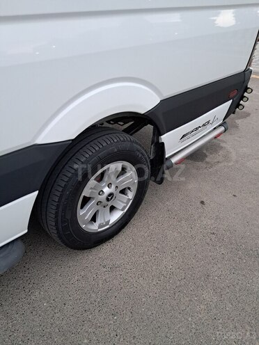 Mercedes Sprinter 313 2010, 685,662 km - 2.2 л - Saatlı