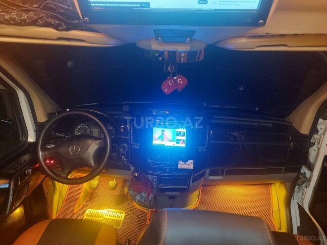 Mercedes Sprinter 313 2010, 685,662 km - 2.2 л - Saatlı