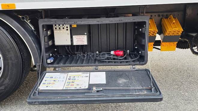 Mercedes Axor 2533 2014, 612,000 km - 7.5 l - Bakı