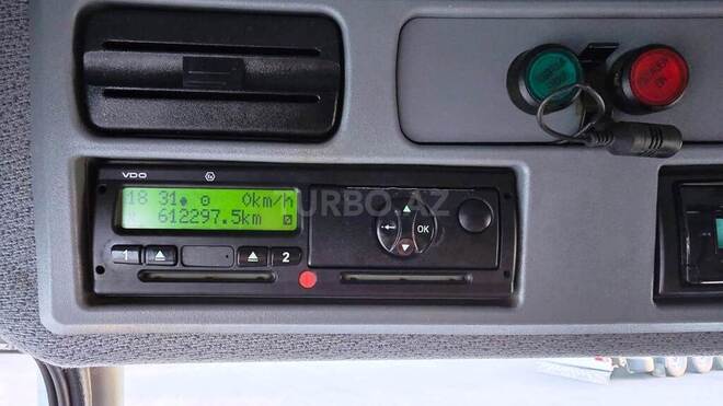 Mercedes Axor 2533 2014, 612,000 km - 7.5 l - Bakı