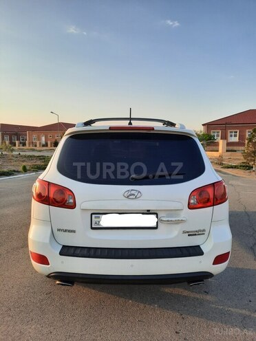 Hyundai Santa Fe-5