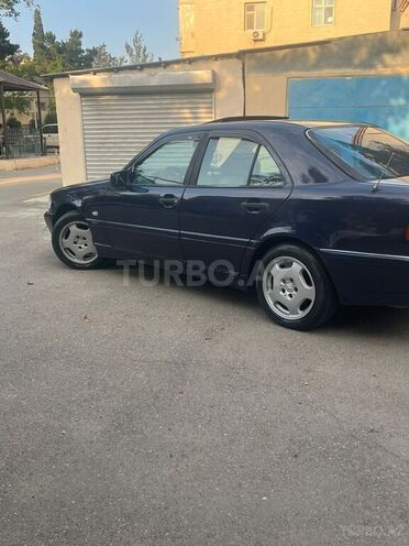 Mercedes C 180 1997, 200,358 km - 1.8 l - Bakı