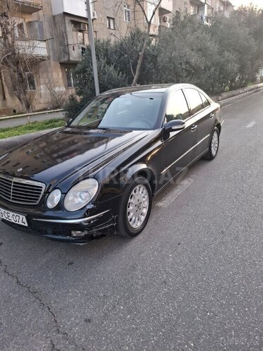 Mercedes E 270 2004, 383,000 km - 2.7 l - Bakı