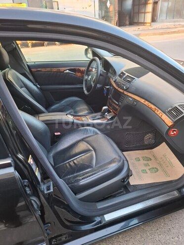 Mercedes E 270 2004, 383,000 km - 2.7 l - Bakı