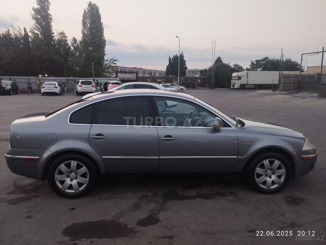 Volkswagen Passat 2004, 270,825 km - 1.8 l - Bakı