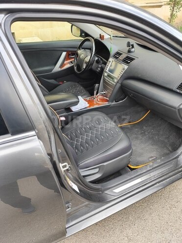 Toyota Camry-7