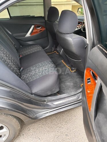 Toyota Camry-8
