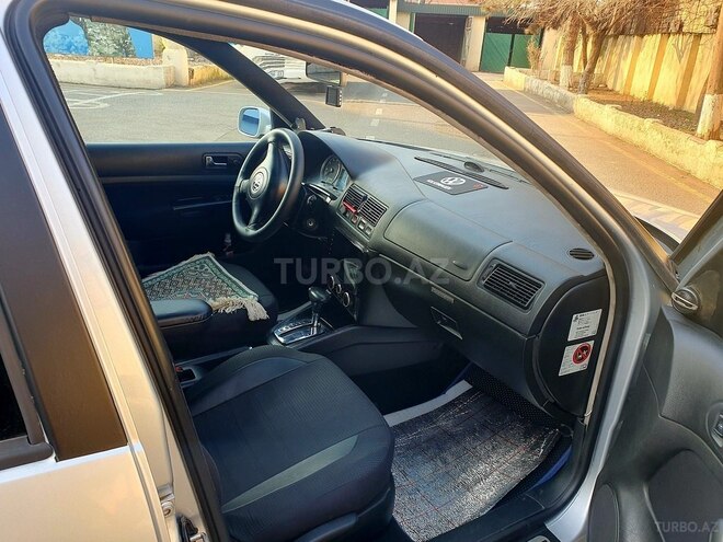 Volkswagen Golf 2000, 395,000 km - 2.0 l - Masallı
