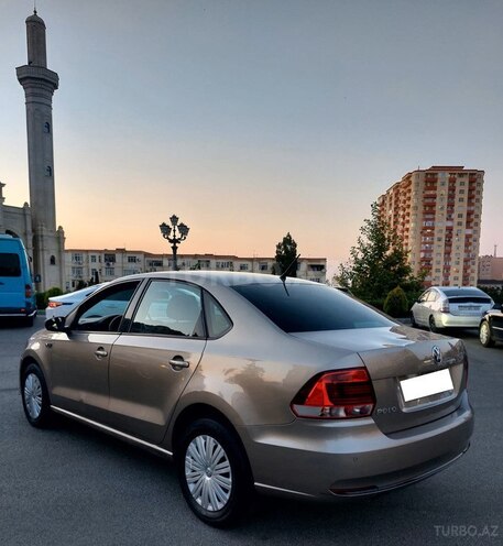 Volkswagen Polo 2019, 165,000 km - 1.6 l - Bakı