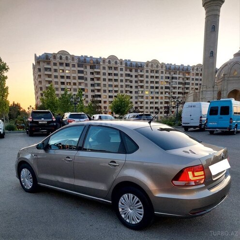 Volkswagen Polo 2019, 165,000 km - 1.6 l - Bakı