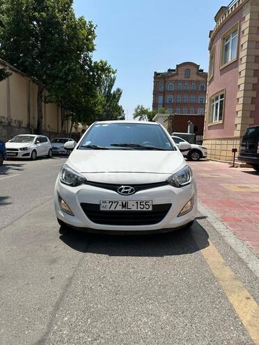Hyundai i20 2013, 111,600 km - 1.4 l - Bakı