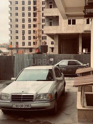Mercedes C 200 1995, 360,000 km - 2.0 l - Bakı