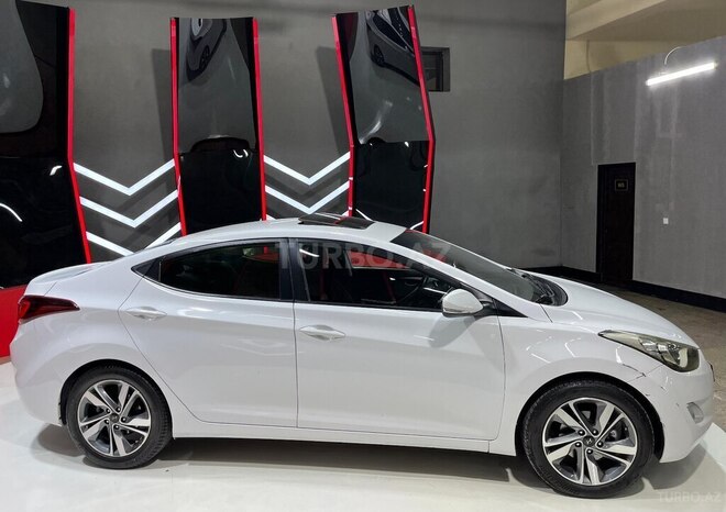 Hyundai Elantra 2015, 188,008 km - 1.8 l - Sumqayıt