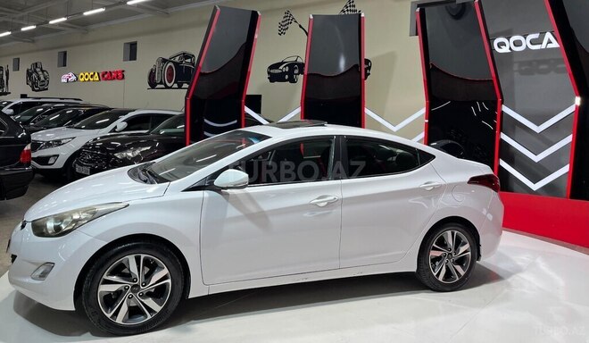 Hyundai Elantra 2015, 188,008 km - 1.8 l - Sumqayıt
